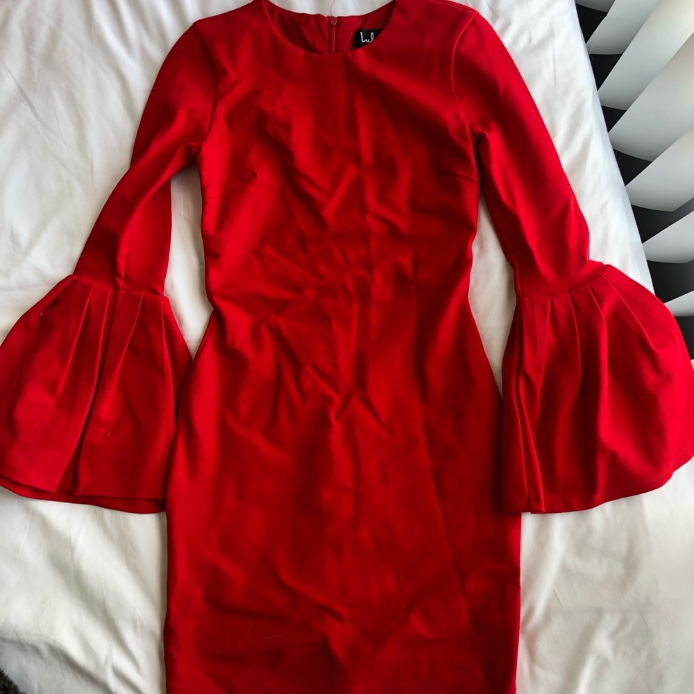 Lulus red fitted bell sleeve dress